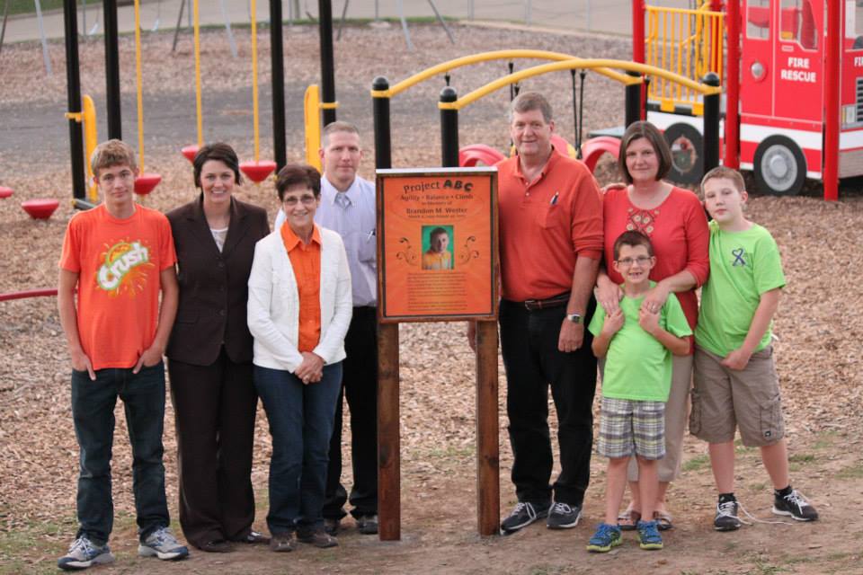 1208578_10201547940693290_1265386910_n